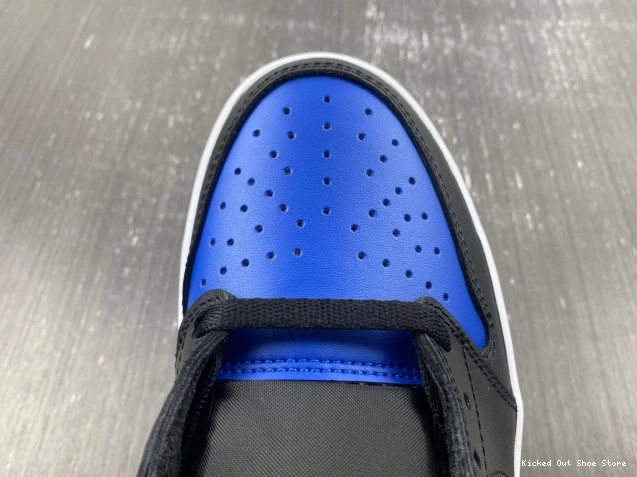 Kicked Out Shoe Store Royal (2015) Retro 1 705329-004 Low Jordan 0709